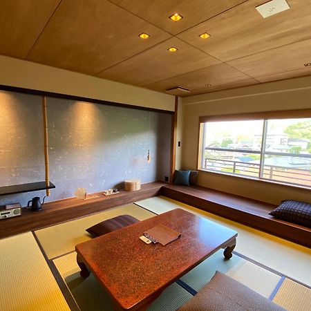 Ryokan Oomuraya Урешіно Екстер'єр фото